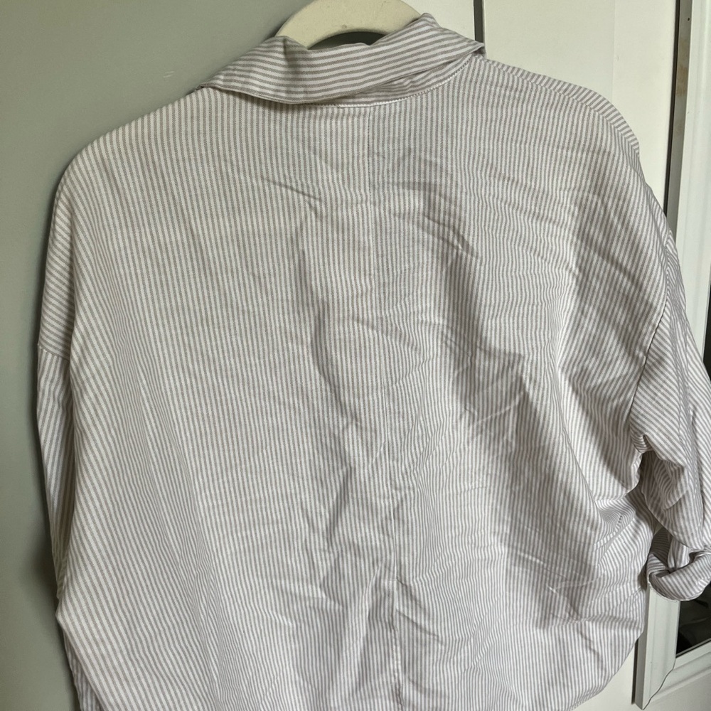 Djerf Avenue Breezy Shirt Beige Stripe - Picture 5 of 5